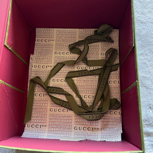 Authentic Gucci Mixed Matelasse Leather GG Marmont Aria Small Shoulder Bag - Picture 7 of 9